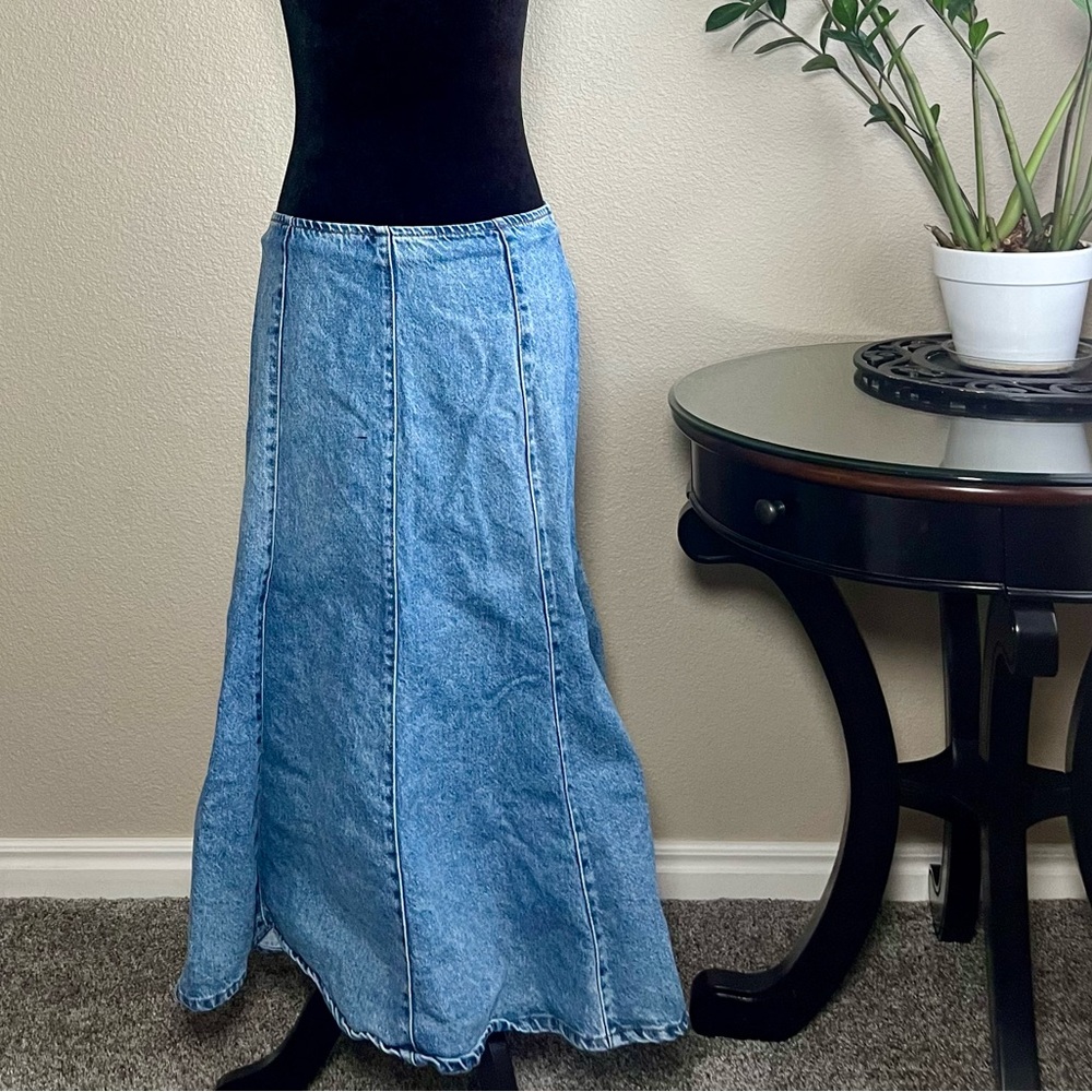 Future Collective Flared Denim Midi Skirt - Picture 5 of 9
